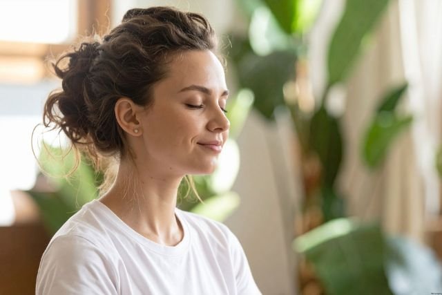 Fibro Fog - Mindfulness - Woman Meditating