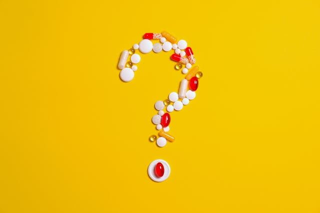 Top Supplements Fibromyalgia - Vitamins in shape of a question